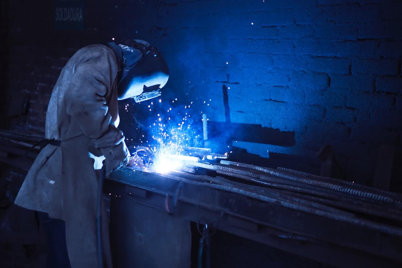 how-much-do-welders-make-careerswiki