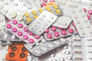 How to Become a Pharmacy Tech